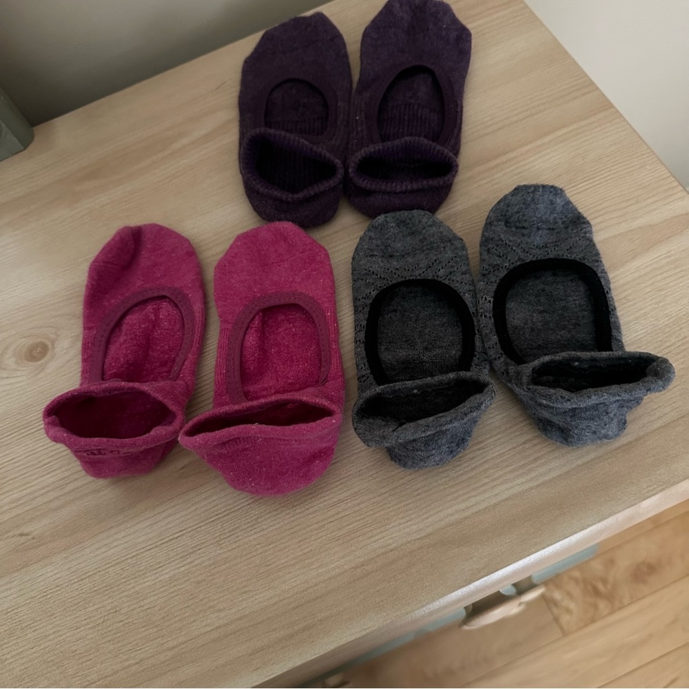 Tavi grip socks